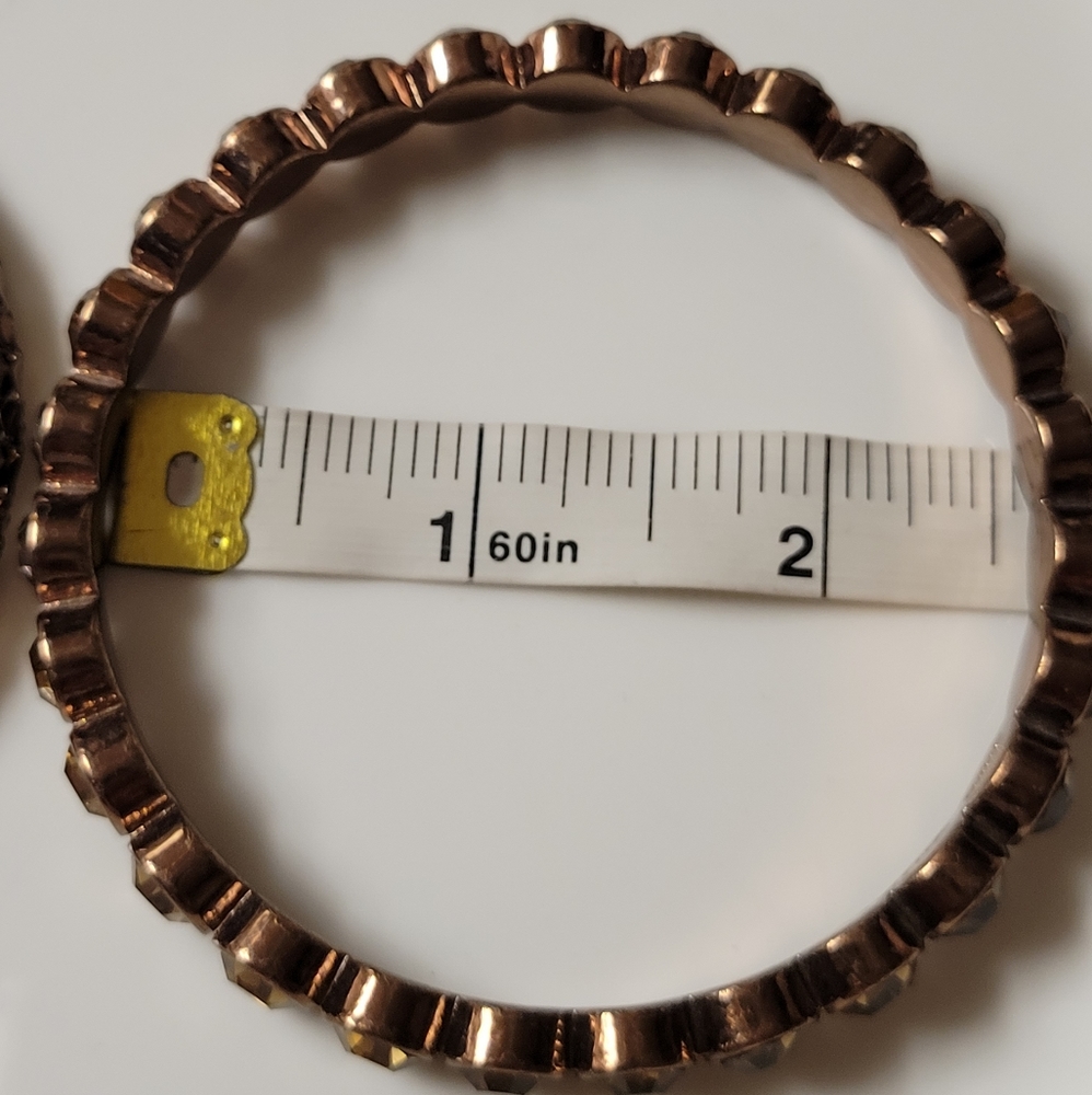 Bracelets - Picture 2 of 10